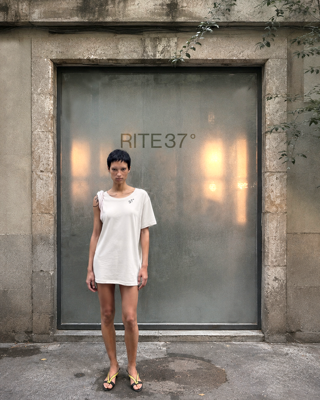37° Departure T-shirt